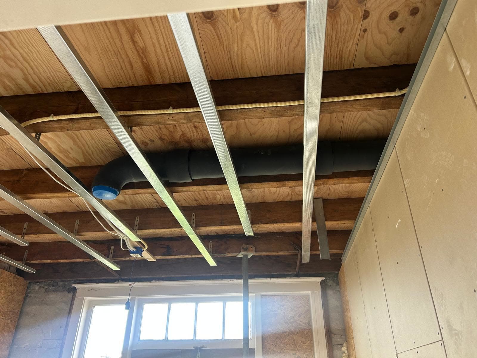 Zehnder ComfoClime op een ComfoAir Q, geplaatst door WTW.nl, woninginstallatie 3