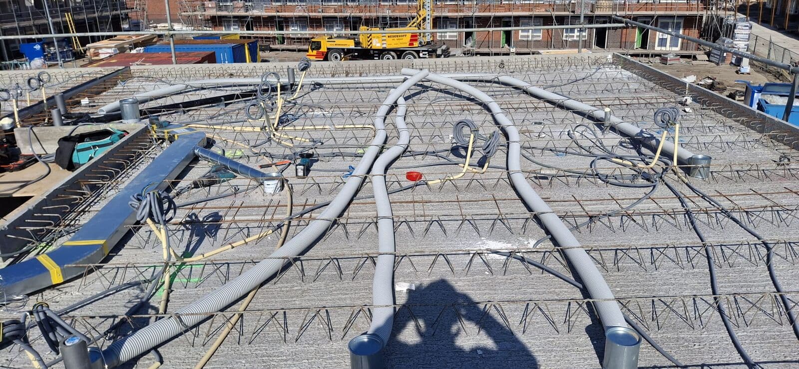 Project: Seriematige nieuwbouw: kanaalwerk in de vloer